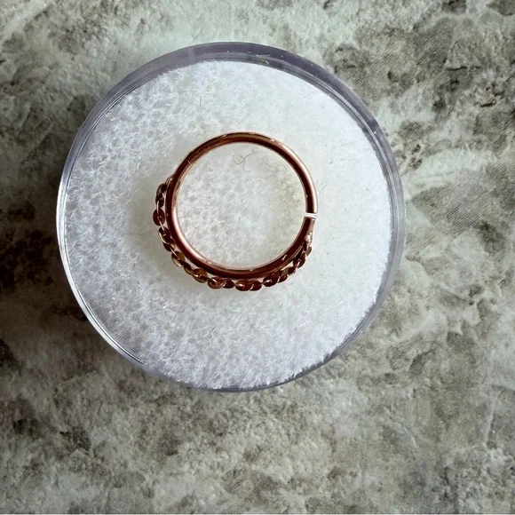 Pupil Hall Rose Gold 14k Seam ring with chain 11/32” - Picture 2 of 3